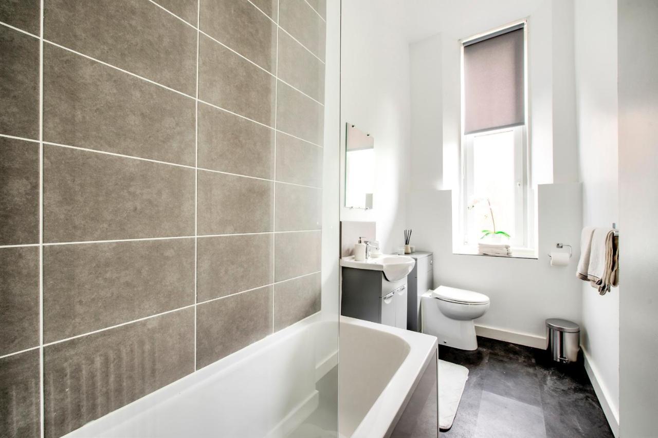 Pass The Keys Stylish 2 Bed In Heart Of West End Apartment Glasgow Exterior photo